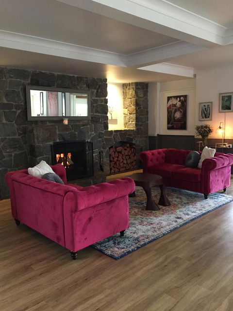 Malanda Manor Guesthouse - New South Wales Tourism  0