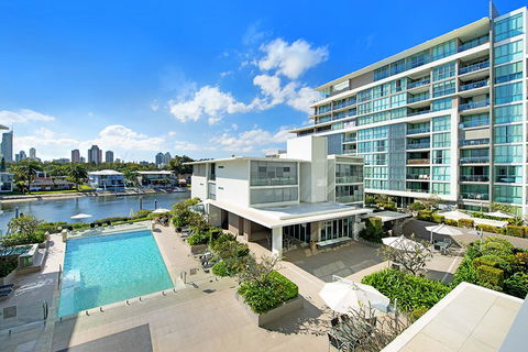 ULTIQA Freshwater Point Resort - New South Wales Tourism  5
