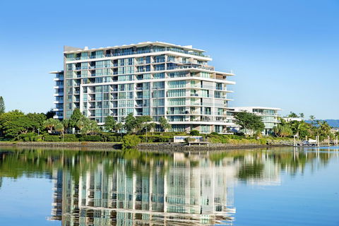 ULTIQA Freshwater Point Resort - New South Wales Tourism  21