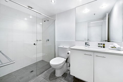 ULTIQA Freshwater Point Resort - New South Wales Tourism  23