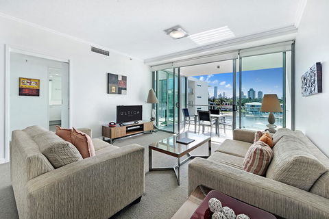 ULTIQA Freshwater Point Resort - New South Wales Tourism  8
