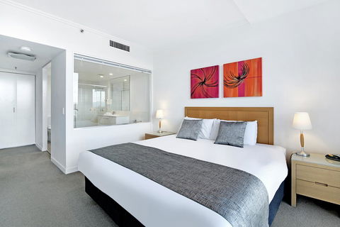 ULTIQA Freshwater Point Resort - New South Wales Tourism  13