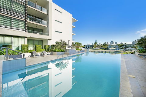 ULTIQA Freshwater Point Resort - New South Wales Tourism  11