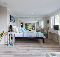 Private guest suite high on Currumbin hill - New South Wales Tourism 