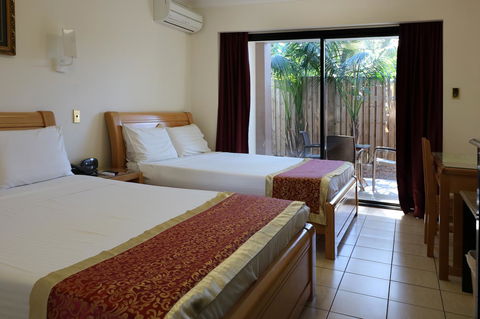 Novena Palms Motel - New South Wales Tourism  22