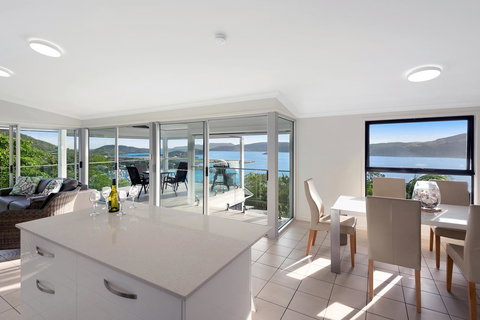 Oasis Apartments On Hamilton Island By HIHA - New South Wales Tourism  37