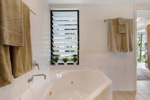 Oasis Apartments On Hamilton Island By HIHA - New South Wales Tourism  15