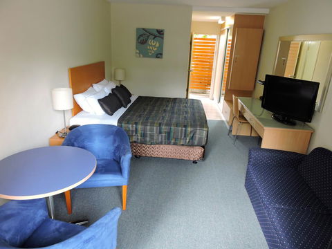 Best Western Airport 85 Motel - New South Wales Tourism  24