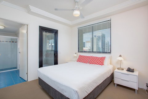 Republic Apartments Brisbane City - New South Wales Tourism  4