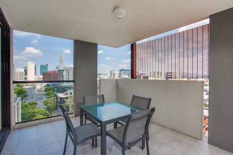 Republic Apartments Brisbane City - New South Wales Tourism  22