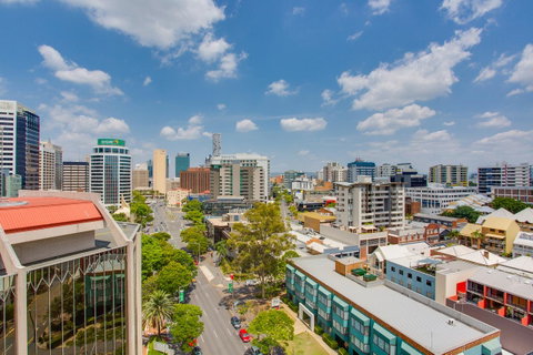 Republic Apartments Brisbane City - New South Wales Tourism  23