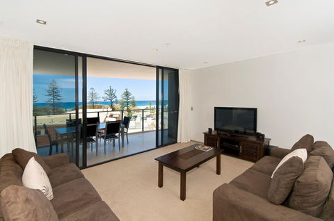 Ambience On Burleigh Beach - New South Wales Tourism  28