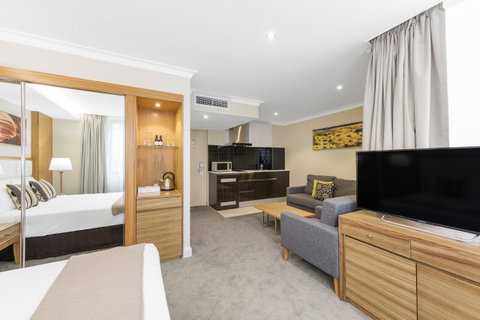 Hotel Diana - New South Wales Tourism  38