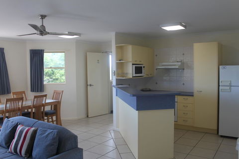 Coolum Beach Getaway Resort - New South Wales Tourism  23