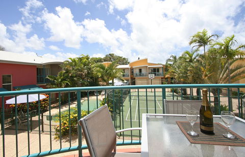Coolum Beach Getaway Resort - New South Wales Tourism  18
