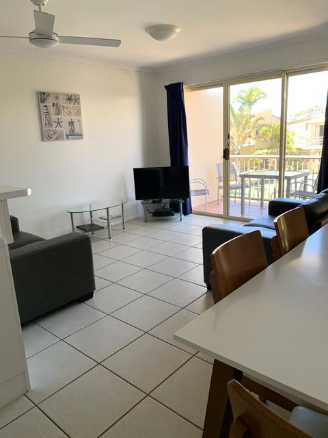 Coolum Beach Getaway Resort - New South Wales Tourism  11