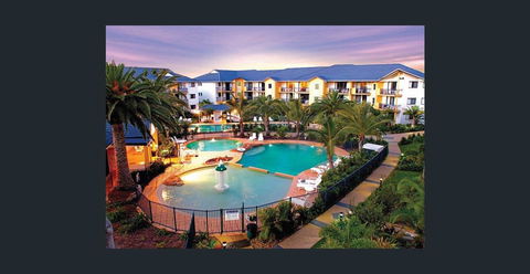 Superior Apartment In A Unique Resort - New South Wales Tourism  0