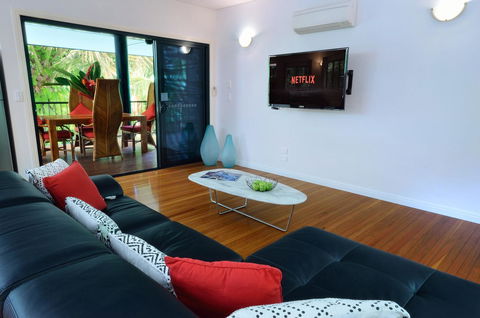 Misty Mountains Rainforest Retreat - New South Wales Tourism  10