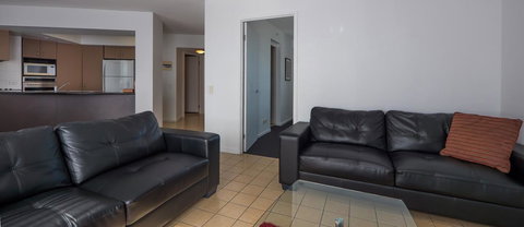 Broadbeach Savannah Resort - New South Wales Tourism  17