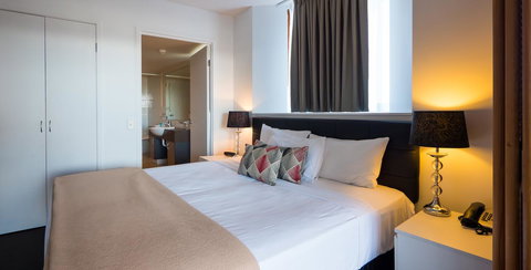 Broadbeach Savannah Resort - New South Wales Tourism  38