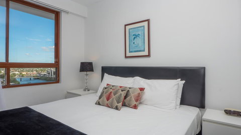 Broadbeach Savannah Resort - New South Wales Tourism  10