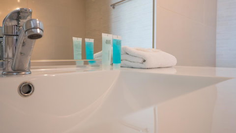 Broadbeach Savannah Resort - New South Wales Tourism  35