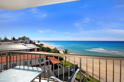Spindrift On The Beach - Absolute Beachfront - New South Wales Tourism  15