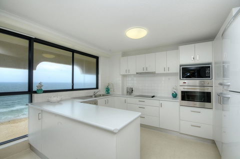 Spindrift On The Beach - Absolute Beachfront - New South Wales Tourism  30