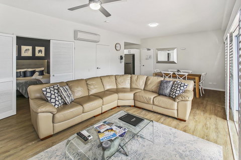 Rimini Holiday Apartments - New South Wales Tourism  20