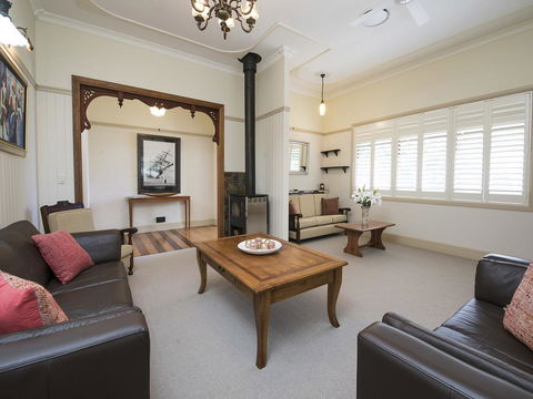 The Guesthouse Maleny - New South Wales Tourism  24