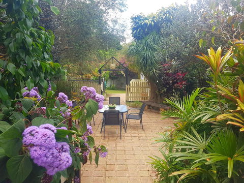 The Guesthouse Maleny - New South Wales Tourism  2