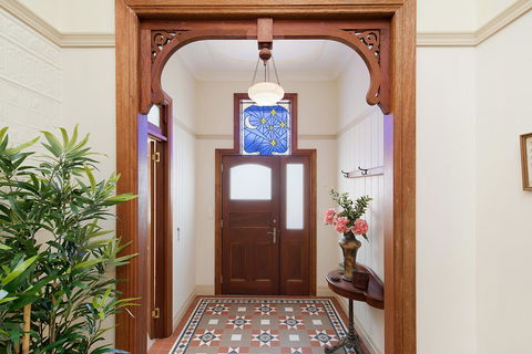 The Guesthouse Maleny - New South Wales Tourism  20