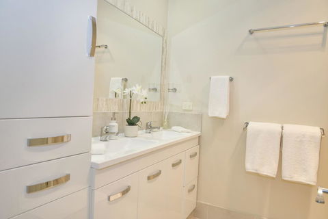 The Guesthouse Maleny - New South Wales Tourism  9