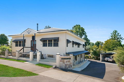 The Guesthouse Maleny - New South Wales Tourism  0