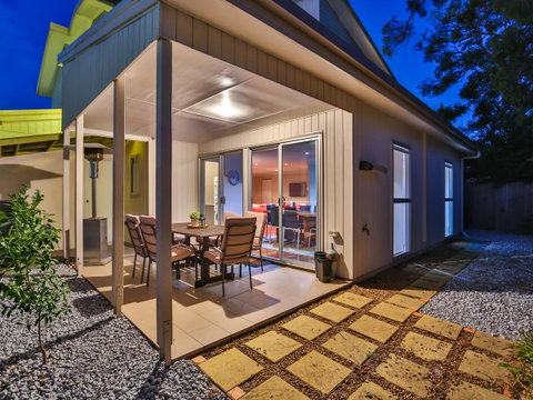 Hamilton Executive - New South Wales Tourism  5