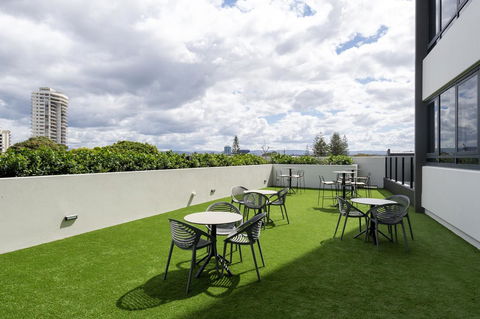 Ruby Gold Coast By Serain - New South Wales Tourism  10