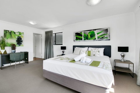 Kangaroo Point Central Hotel & Apartments - New South Wales Tourism  8