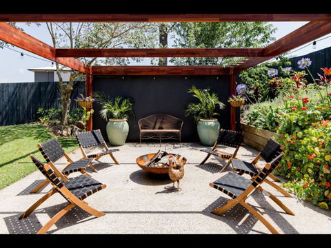 Sam's Buderim Mountain Guest House - New South Wales Tourism  12