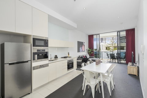 Oracle, 2 & 3 Bedroom Apartments - We Accommodate - New South Wales Tourism  2