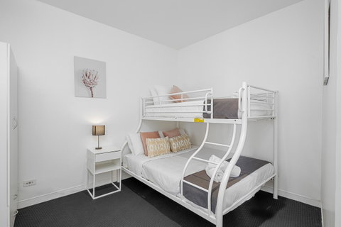 Oracle, 2 & 3 Bedroom Apartments - We Accommodate - New South Wales Tourism  9