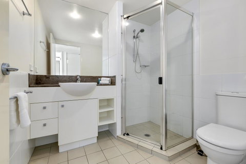 Broadbeach On The Park, 3 Bed Ocean - We Accommodate - New South Wales Tourism  0