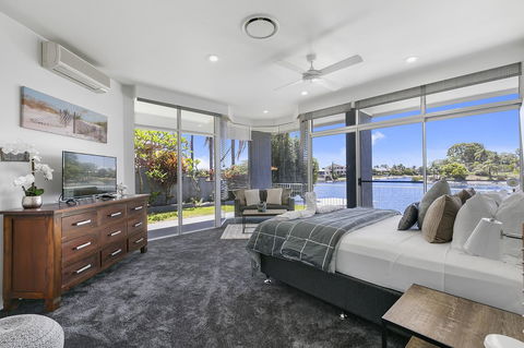 Havana Blue - Large 4 Bedroom Family Home - New South Wales Tourism  13