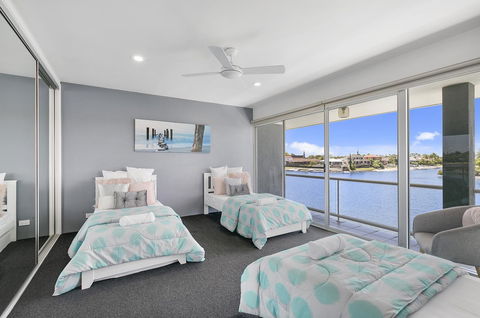 Havana Blue - Large 4 Bedroom Family Home - New South Wales Tourism  16
