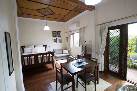 Pale Pacific Holiday Units - New South Wales Tourism  21