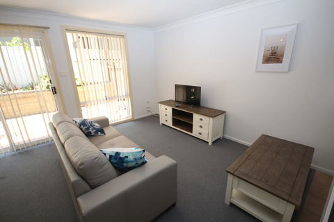 Waters Edge - New South Wales Tourism  3