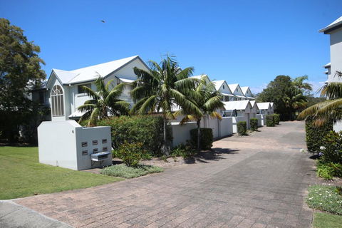 Waters Edge - New South Wales Tourism  0