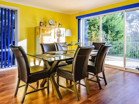 Waterviews - New South Wales Tourism  3