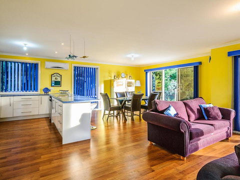 Waterviews - New South Wales Tourism  1