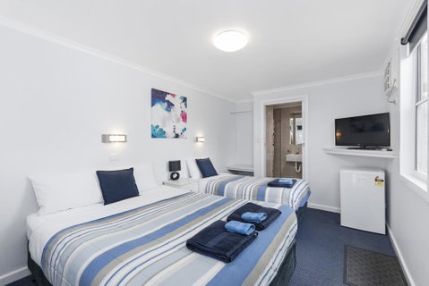 Wattle Grove Motel Maryborough - New South Wales Tourism  1