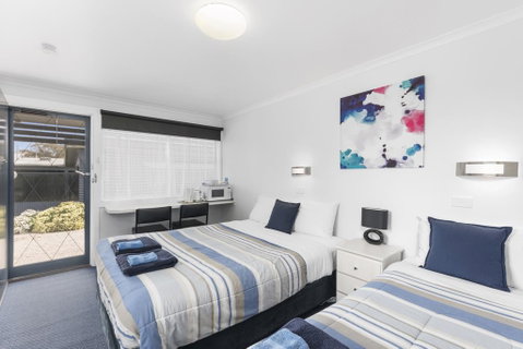 Wattle Grove Motel Maryborough - New South Wales Tourism  3